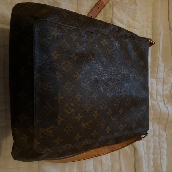 Authentic Louis Vuitton Large Musette Salsa - Picture 3 of 8